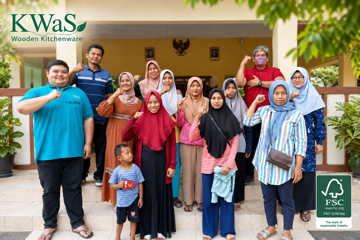 Serah terima bantuan alat produksi bagi KPM Program Keluarga Harapan (PKH) di Kapanewon Jetis, Bantul bersama Tim Pendamping PKH dan KWaS